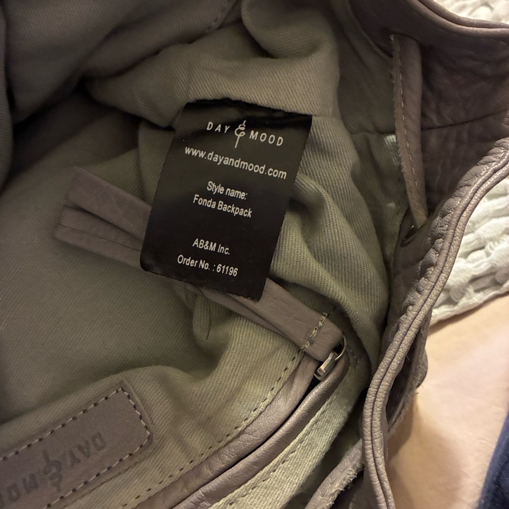 Elegant Day & Mood Gray Leather Backpack - Picture 5 of 15